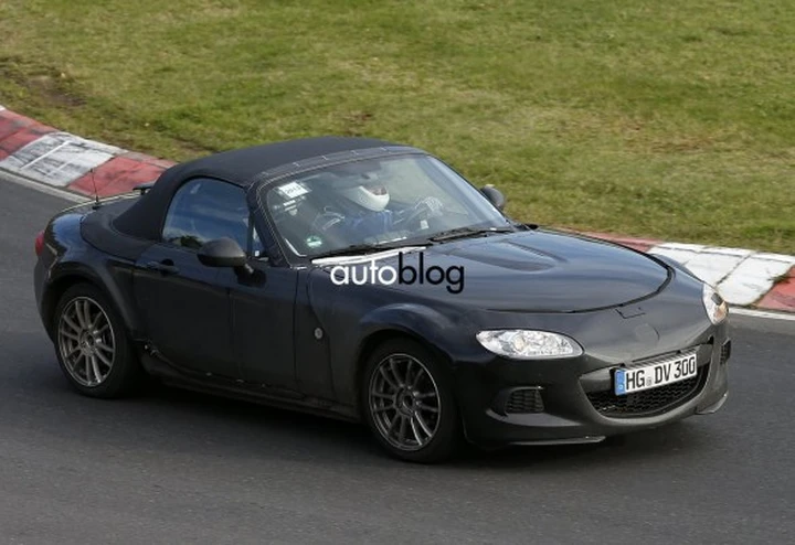 Alfa Romeo Spider e Mazda MX-5: foto spia