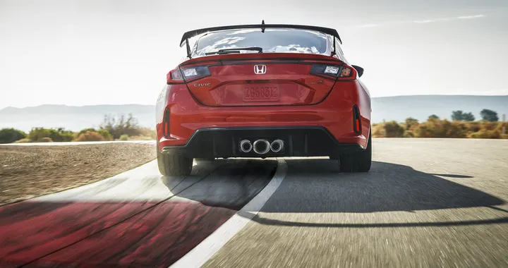 46.152 richiami per questa compatta giapponese: rischio distacco ruota