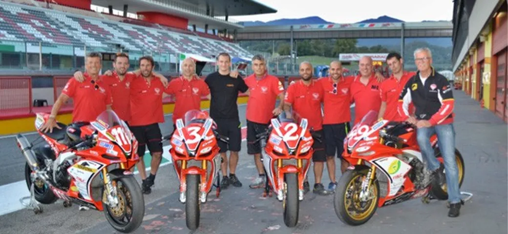 CIV: il team Nuova M2 Racing con Clementi e Calia nella Superbike