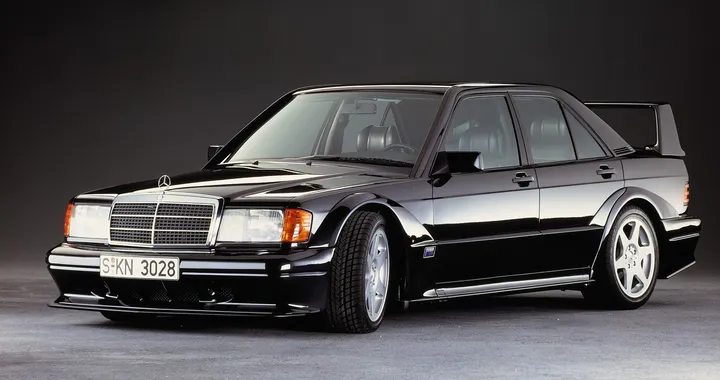 Mercedes-Benz 190 E 2.5-16 Evolution II: 30 anni di vigore