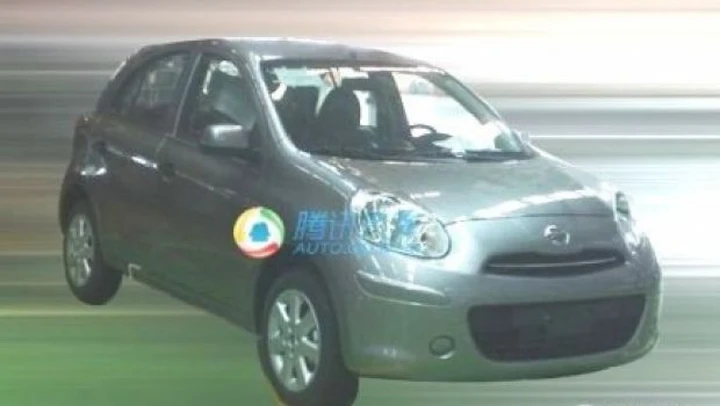 Nissan Micra: foto spia della vettura definitiva