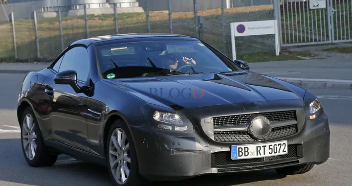 Mercedes SLC: foto spia della nuova SLK