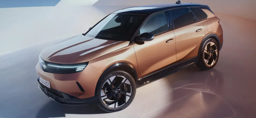 Nuova Opel Grandland e la 