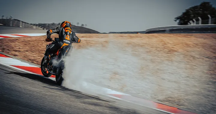 KTM, la nuova promozione sul tagliando