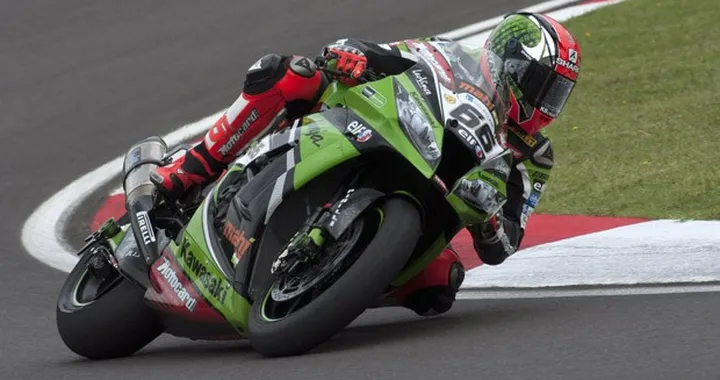SBK Mosca 2013: Sykes torna in testa nelle qualifiche. Giugliano e Melandri lo tallonano