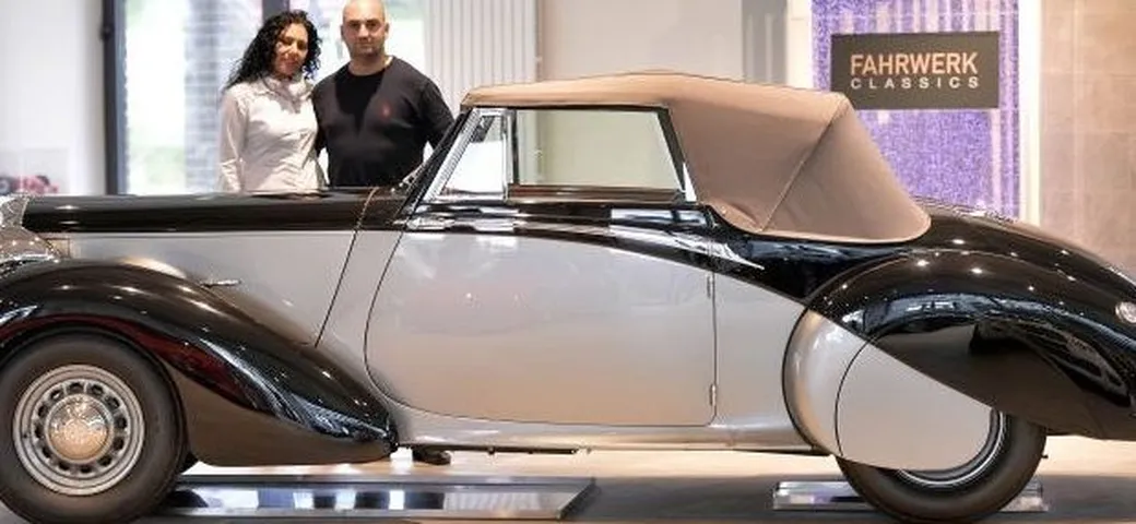 Venduta all'asta la Daimler DB 18 Drophead Coupe di Churchill