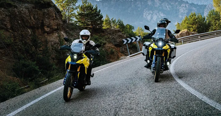 Suzuki svela V-Strom 800DE