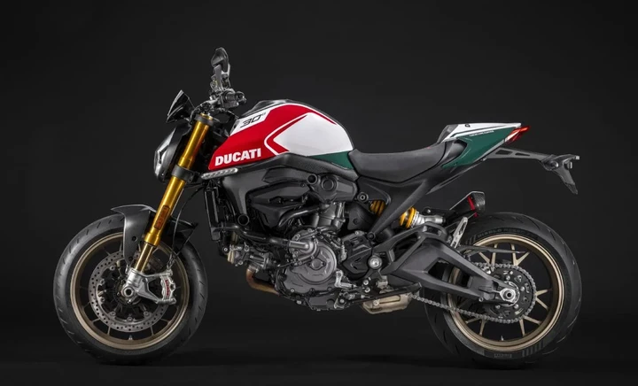 Ducati Monster V2 vince il Red Dot 2026: è la naked più desiderata