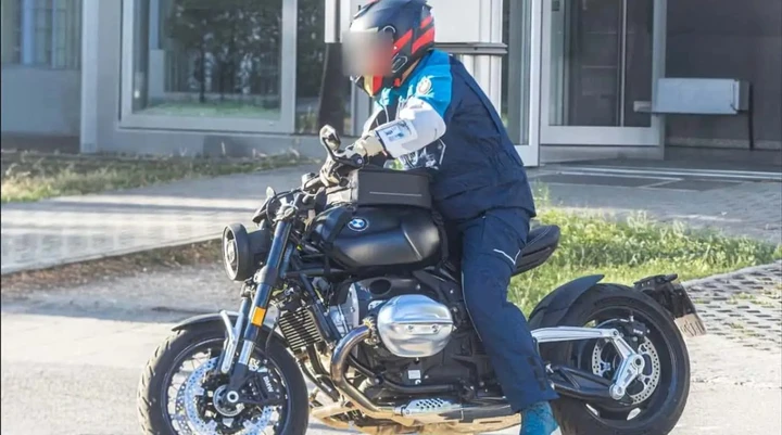 BMW R20 sempre più vicina: il boxer da 2.000 cc va su strada