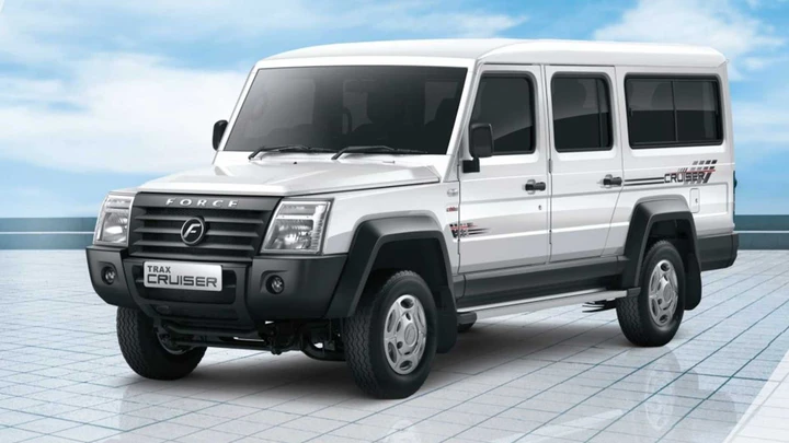 Force Motors Trax Cruiser, dall’India il fuoristrada extralarge con 12 posti