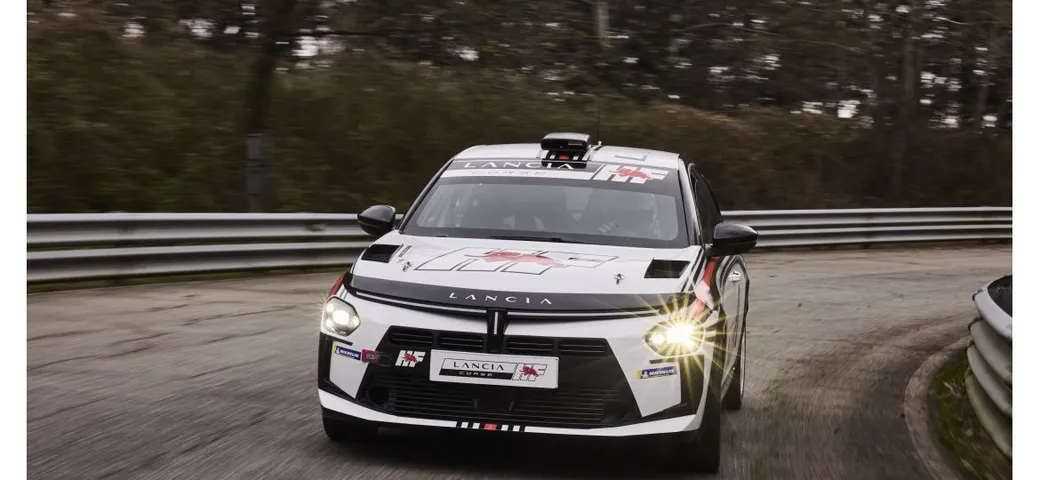 Lancia Delta S4, quarant'anni dopo rivive nella Ypsilon Rally4 HF