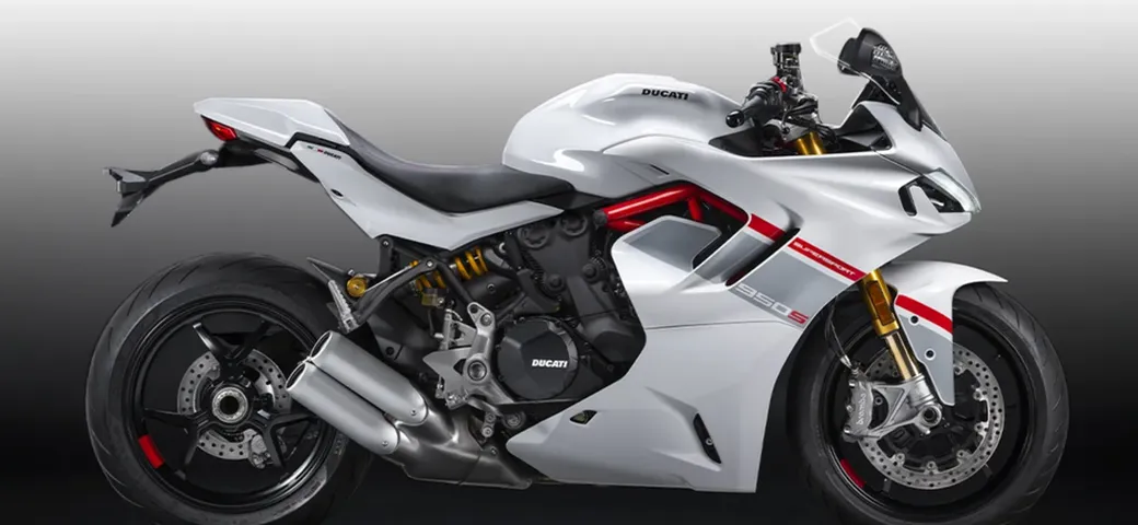 Ducati SuperSport 950 S: debutta la nuova livrea Stripe Livery [FOTO]