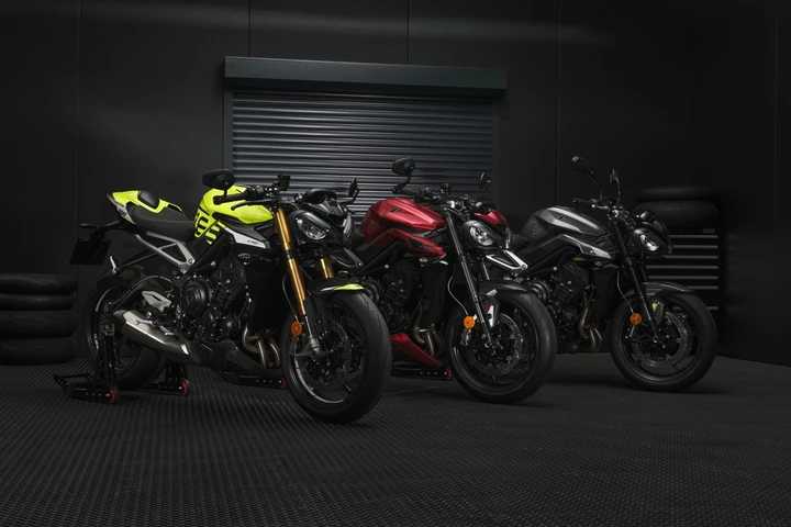 Triumph presenta la gamma Street Triple 2023