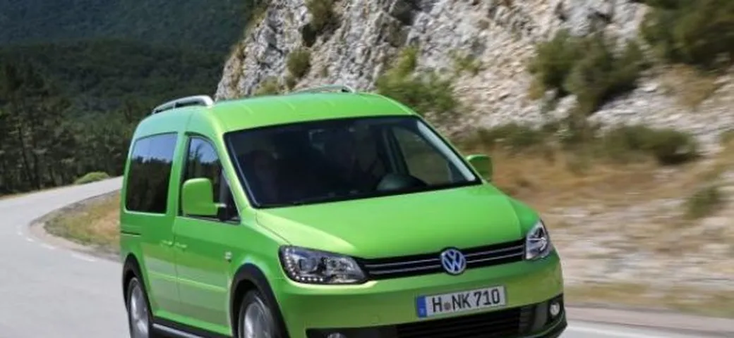 Volkswagen Cross Caddy: prime immagini