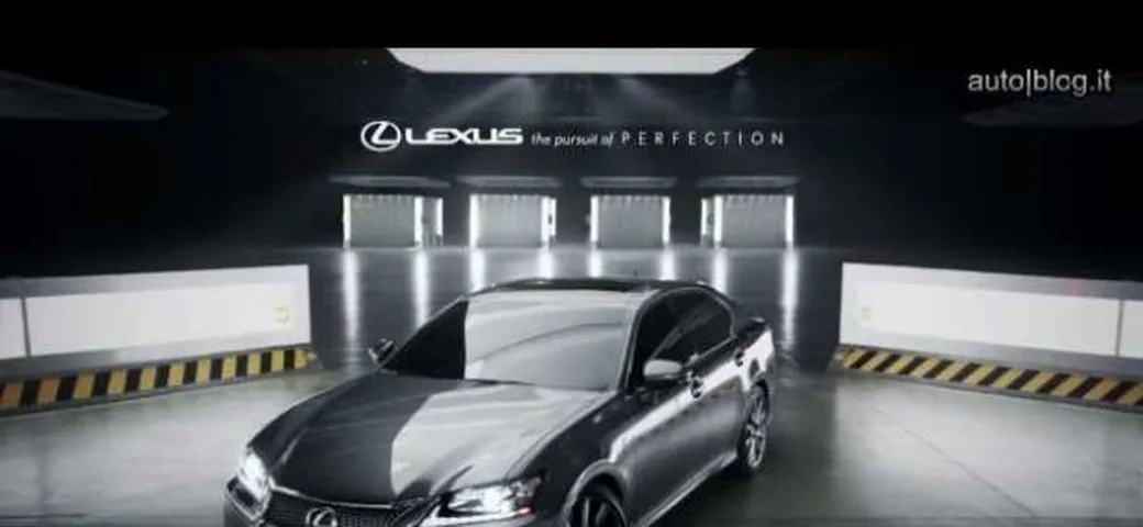 Spot Superbowl Lexus GS: Beast
