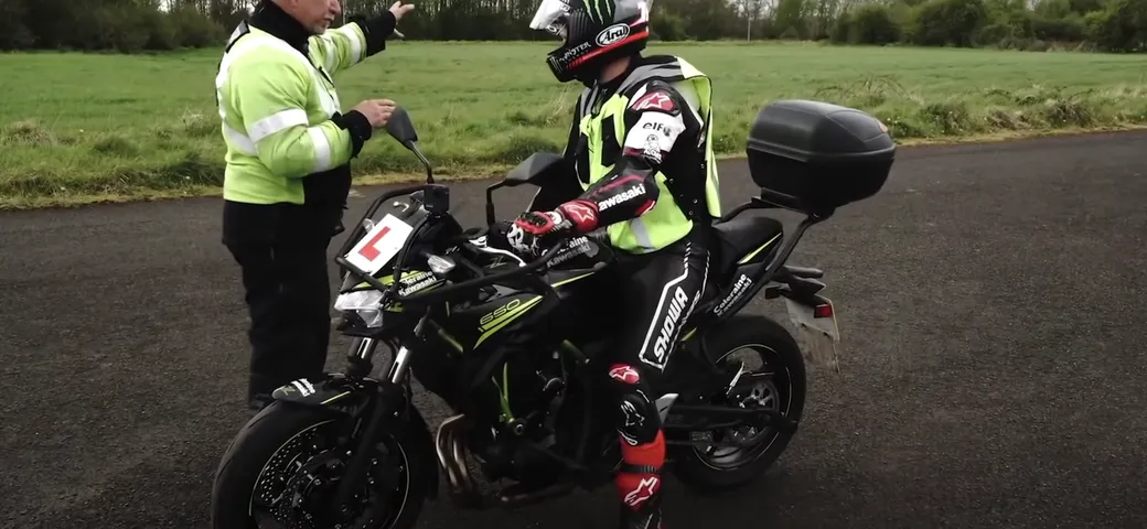 Il sei volte Campione del Mondo SBK non ha la patente: l'assurdo caso di Jonathan Rea