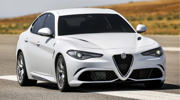 Un'auto su 3 nel Mondo è bianca