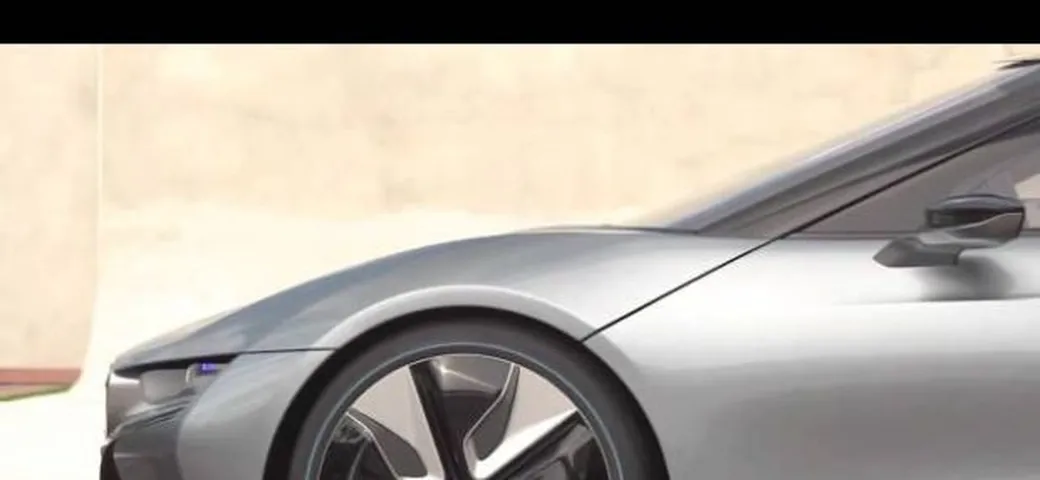 Video: BMW i8 Concept Spyder