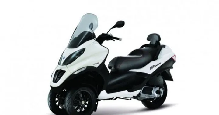 Piaggio MP3 Sport
