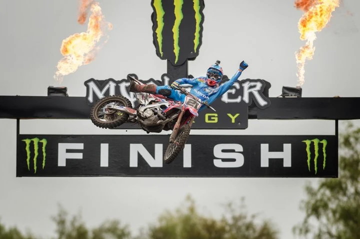 MX-GP 2015: doppietta di Paulin a Valkenswaard. Cairoli 11°