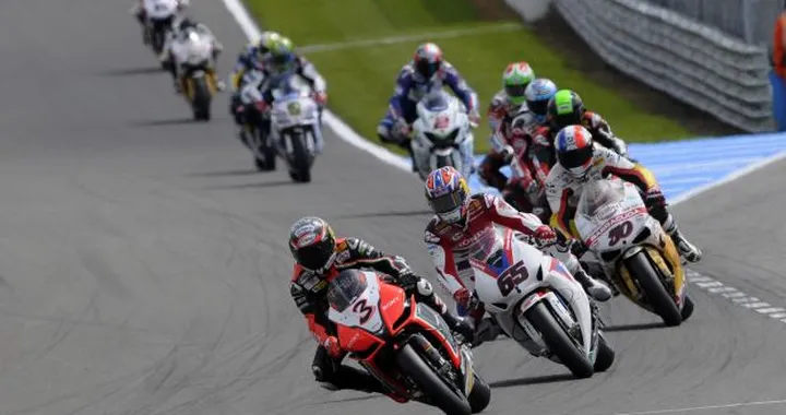 Donington Park vince il Premio Organizzatori Superbike 2012