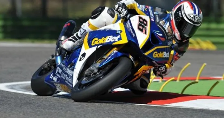 SBK, Imola: venerdì a fortune alterne per BMW Italia