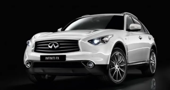 Infiniti FX Black and White