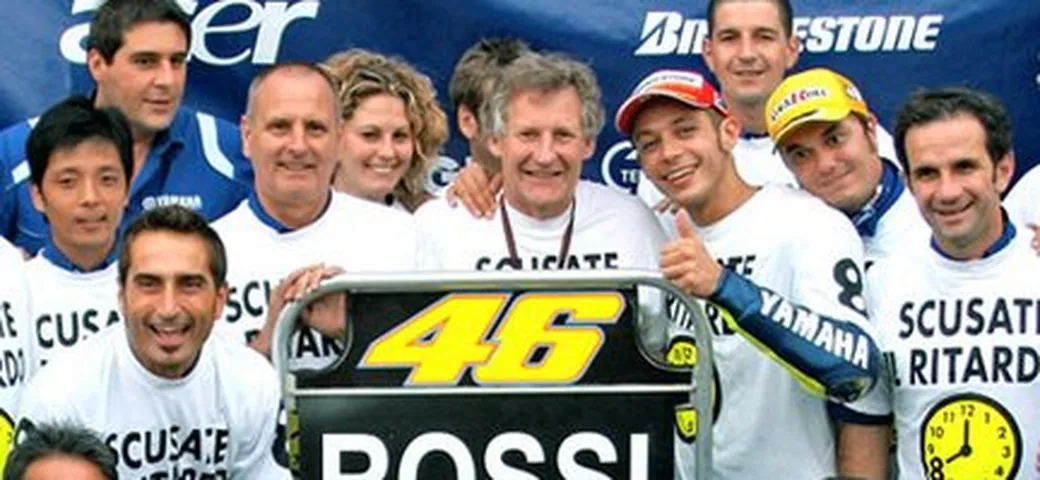 Valentino Rossi, icona del motociclsimo,  verso l' 