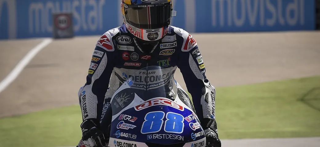 Moto3: Martin, marcia trionfale. Rimonta-show di Bezzecchi (2°) e Bastianini (3°)