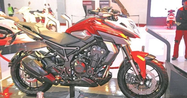 Honda già al lavoro sulla CB500X 2018?