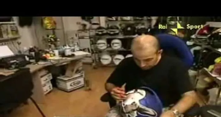 Com'è nato il casco con il Ciuchino di Valentino Rossi