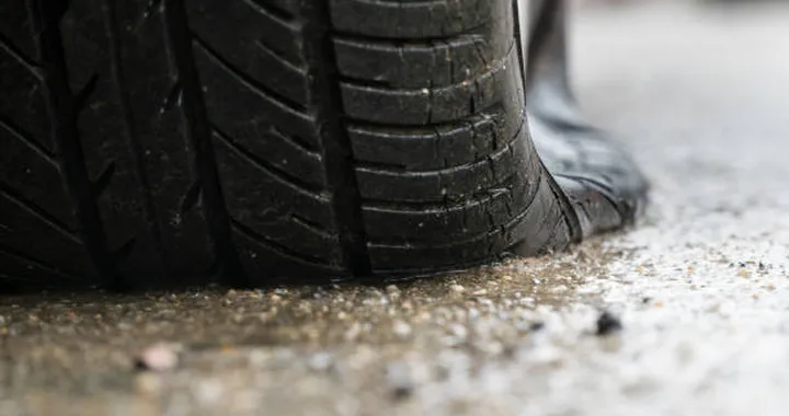 Forature a raffica in Sardegna: automobilisti bloccati e soccorsi in difficoltà