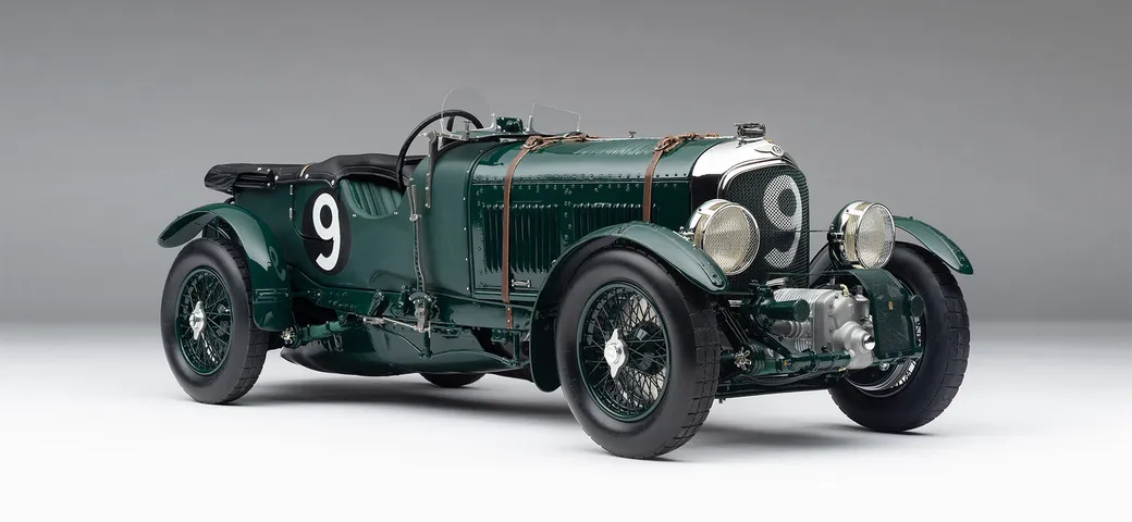 Bentley Blower: il modello in scala 1:8 dell'auto che corse a Le Mans