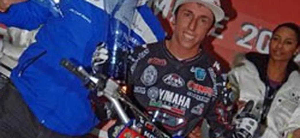 Cairoli vince il Supercross di Genova