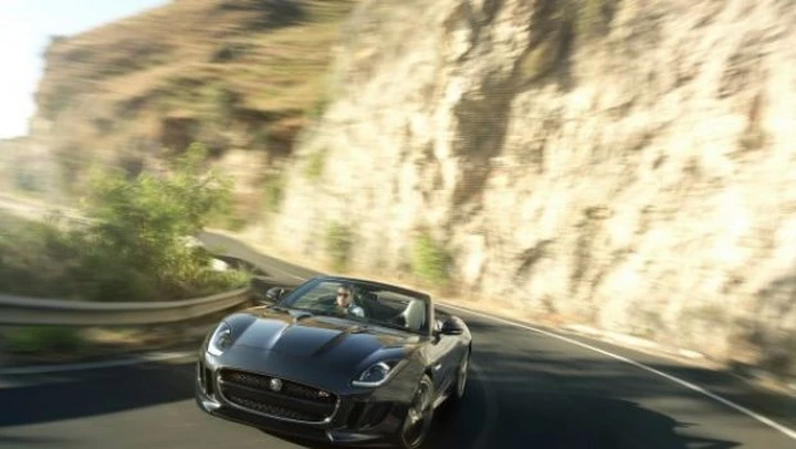Jaguar: nuove informazioni sulla F-Type