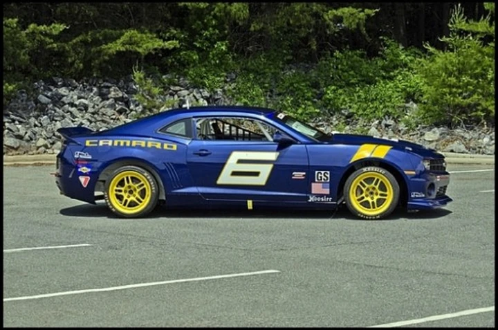 Chevrolet: all'asta la Camaro Prototype Race Car