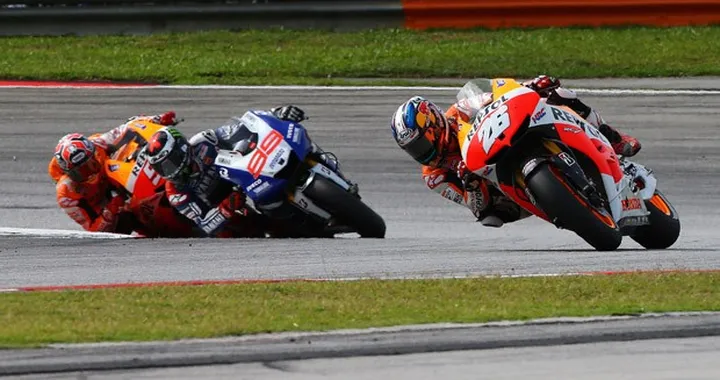 Pagelle MotoGP Sepang 2013: gran fuga “chirurgica” di Pedrosa, Marquez e Lorenzo gladiatori, Rossi ricorda il Sic