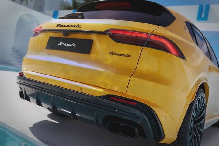 Maserati Grecale Modena V6, il nuovo spettacolare allestimento