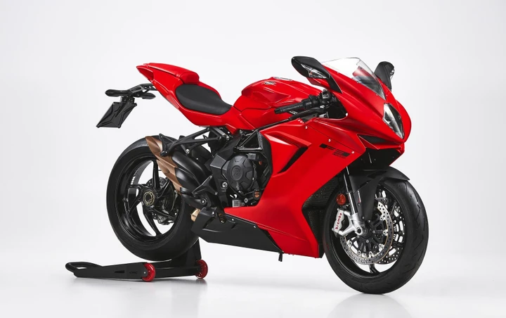 MV Agusta F3 Rosso, l'ultimo tassello della gamma: foto e caratteristiche