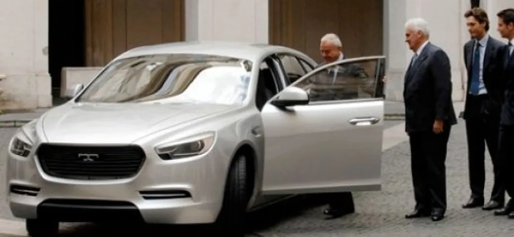 De Tomaso SLC: presentata in anteprima a Roma