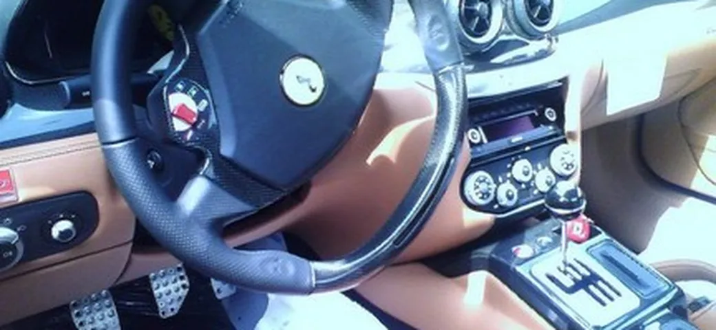 Miracolo: Ferrari 599 GTB con cambio manuale