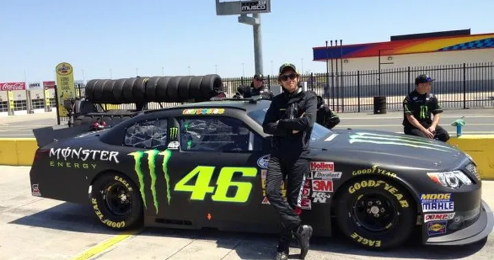 Valentino Rossi prova la Nascar