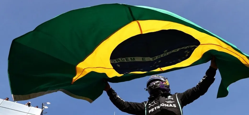 F1 GP del Brasile: Hamilton compie l’impresa rimonta e vince
