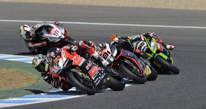 SBK Magny-Cours 2015: orari TV