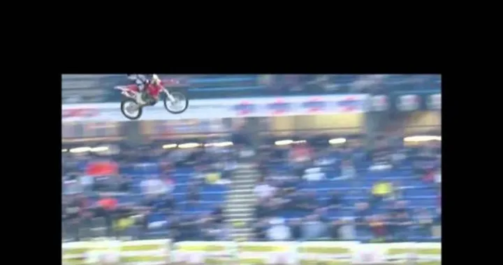 Video: Highlights Supercross Genova 2010