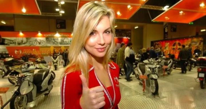 Le Ragazze al Salone EICMA Milano