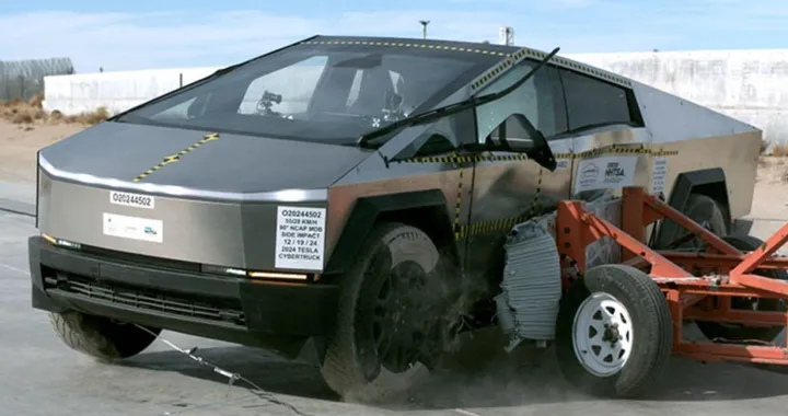 Tesla Cybertruck, il pick-up elettrico stupisce nei crash test