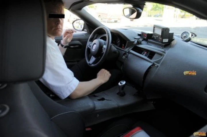 BMW Z4: foto spia dell'abitacolo