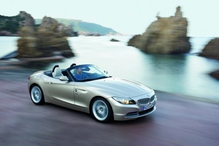Nuova Bmw Z4: le prime immagini ufficiali