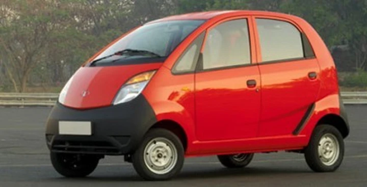 Tata Nano, l'auto da 1.700 €